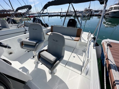 beneteau-flyer-8-spacedeck-neptuno-6o-291-13-21-db3d9005-c