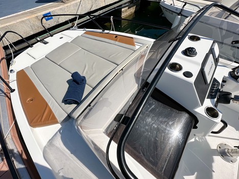 beneteau-flyer-7-sundeck-atenea-6a-280-2-21-31ab5b0d-e